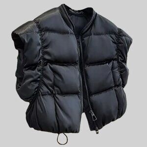 NWT Sierra Darien Sleek Black Down Cropped Puffer Vest, Med